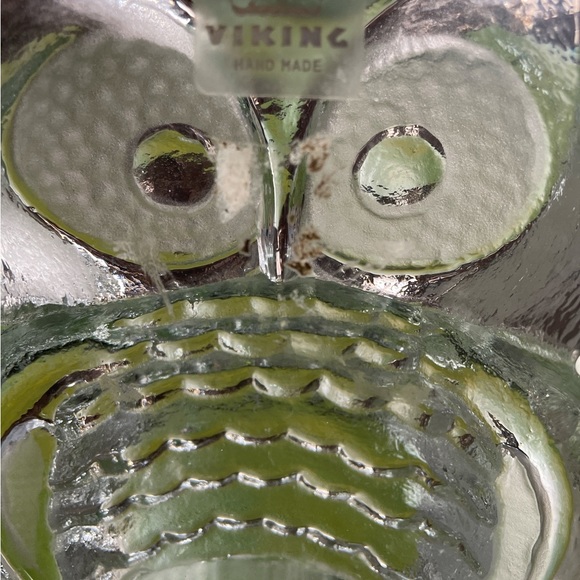 Viking Glass owl Paper weight. - Picture 4 of 4